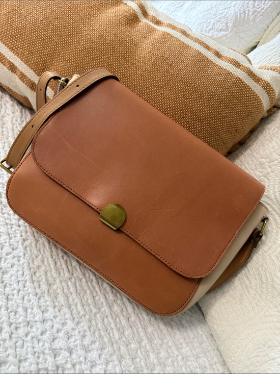 Madewell Handbags - Madewell Peach and Cream Leather Crossbody with Gold-Tone Clasp